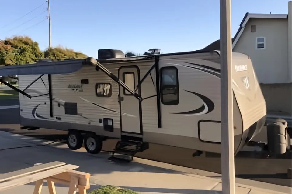 Chris' Keystone Hideout Travel Trailer