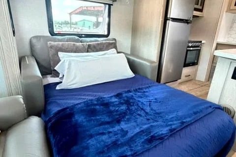 CL11 Flagstaff 832IKSB Travel Trailer