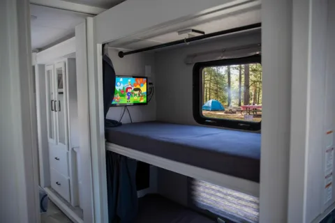 A02 - 10 Person w/ Bunk - The RV Rental Factory