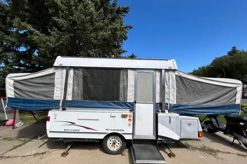 Easy Tow, Light Weight, Family Friendly Fleetwood Victory Tent Trailer
