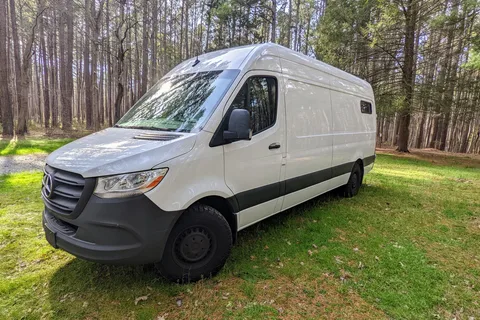 "Juniper" Luxury VanLife | Mercedes Sprinter 2500 Campervan
