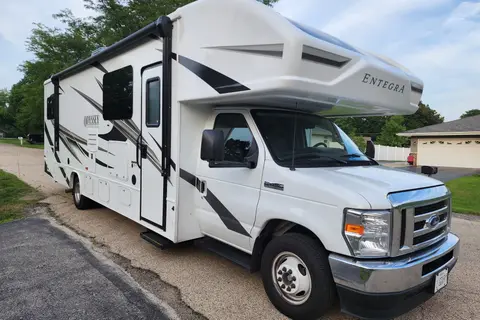 Entegra Coach Odyssey 31F