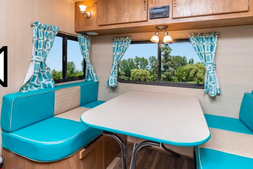 Gulf Stream Retro Cruiser