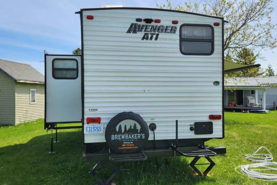 Ryan's Prime Time Avenger ATI Travel Trailer