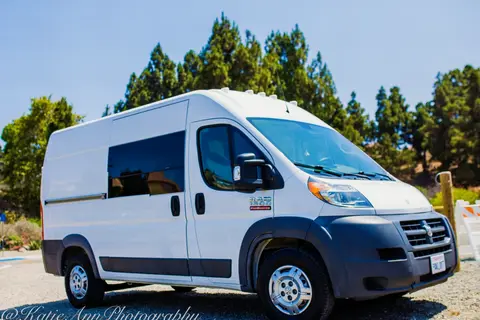 @TheLoveStory.Van 🚐