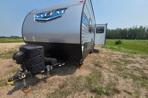 Travis's Forest River Salem Travel Trailer