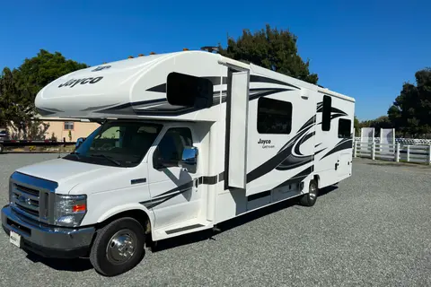 2018 Jayco Greyhawk w/Bunks Travel in Luxury in our camper