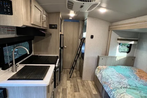 Ken's Forest River Rockwood Geo Pro Travel Trailer