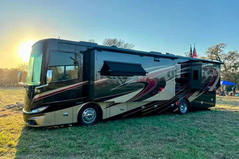 🚍 Luxury Diesel Motor Coach Rental | Sleeps 8 | Delivery Available | F1 • ACL • SXSW • NASCAR