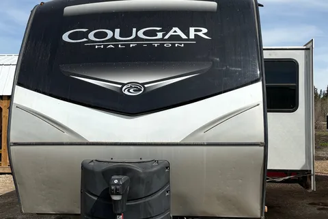 Steve’s Cougar *Pet Friendly*