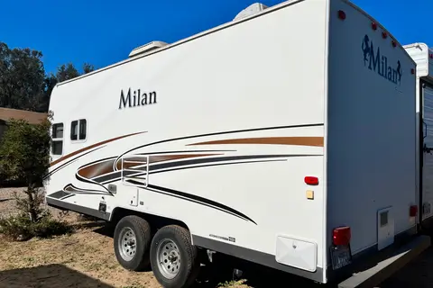 Cozy  Millan