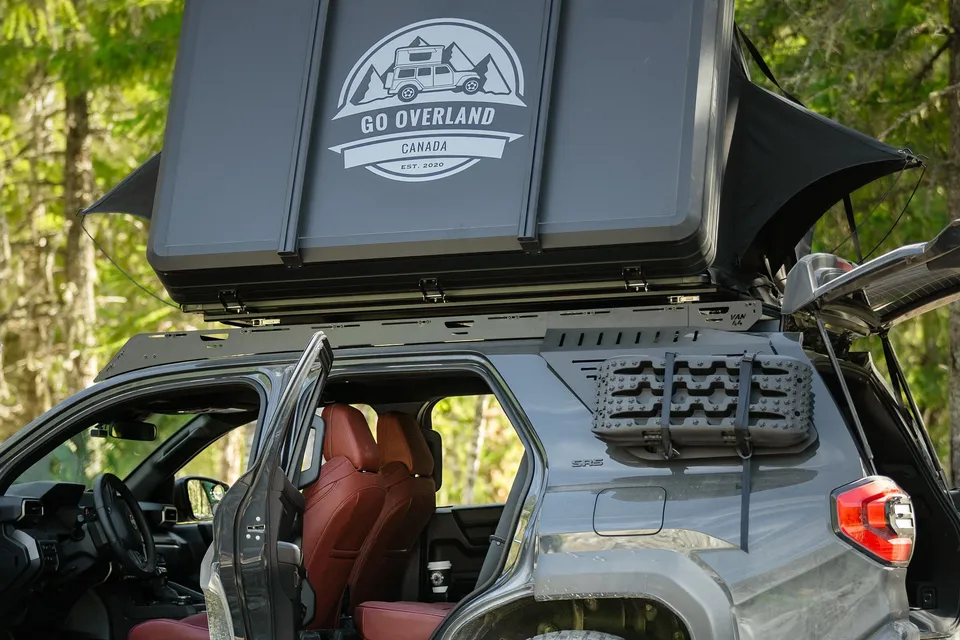 Mirror Memories' Toyota 4Runner Roof-Mounted Tent