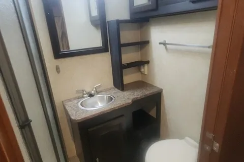 Luxury Georgetown 351DS Class A RV Rental!