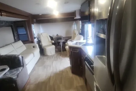 Luxury Georgetown 351DS Class A RV Rental!