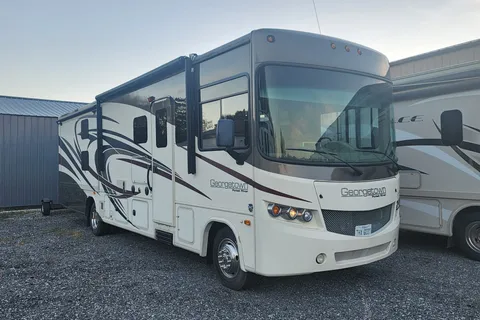 Luxury Georgetown 351DS Class A RV Rental!