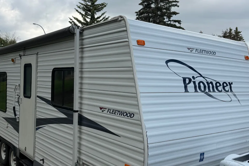 Fleetwood Pioneer camping trailer