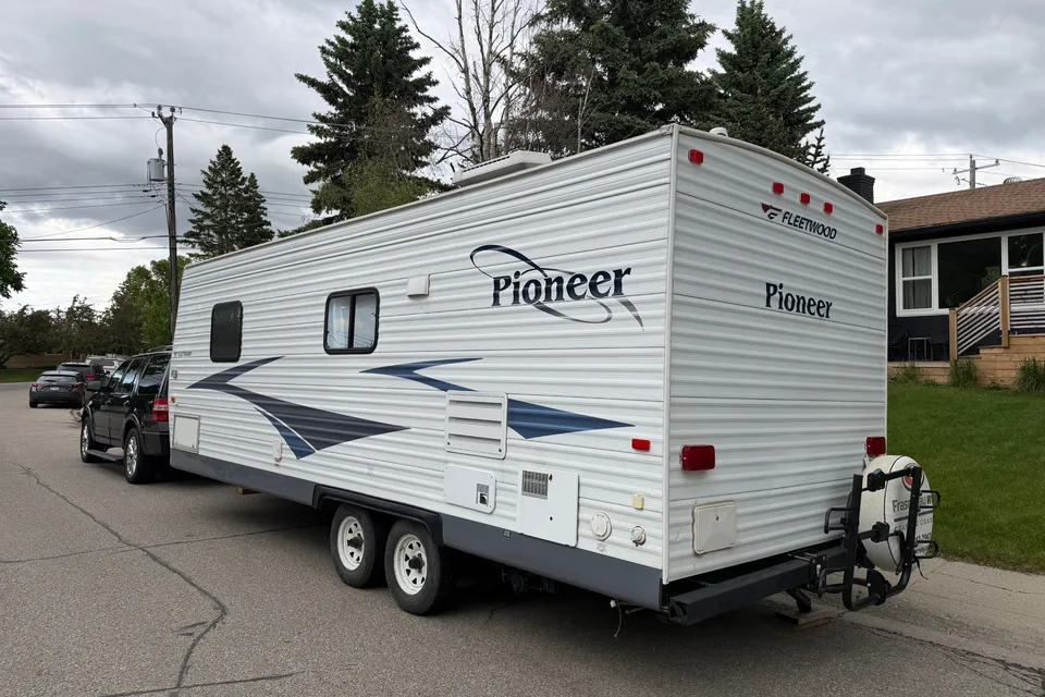 Fleetwood Pioneer camping trailer