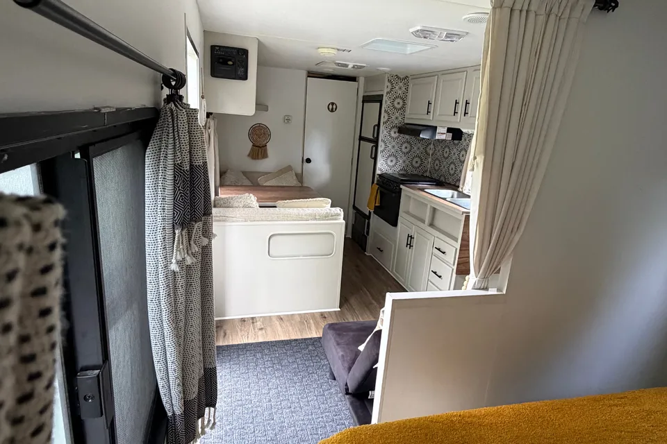 Fleetwood Pioneer camping trailer