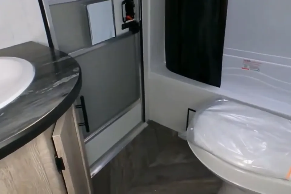 Mitchell's Prowler 290BH Travel Trailer