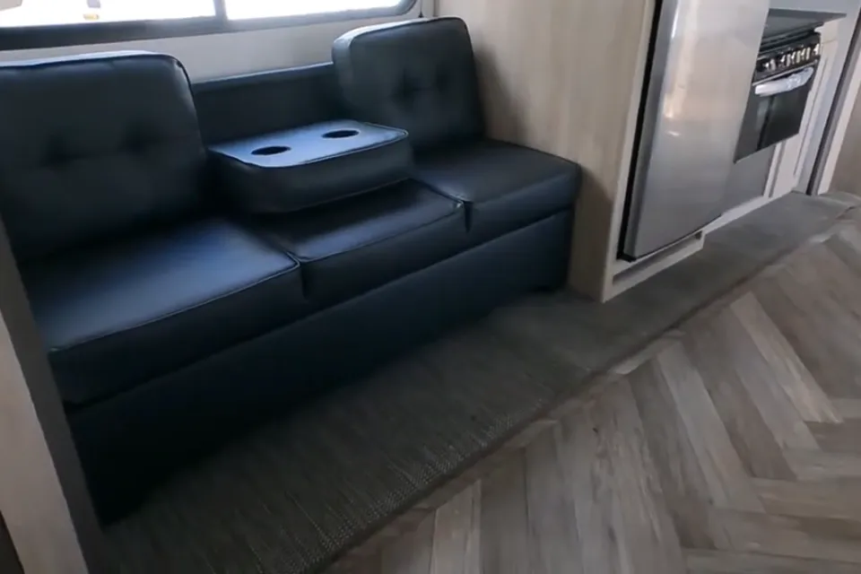 Mitchell's Prowler 290BH Travel Trailer