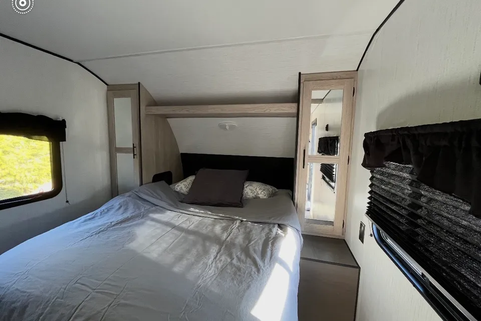 Mitchell's Prowler 290BH Travel Trailer