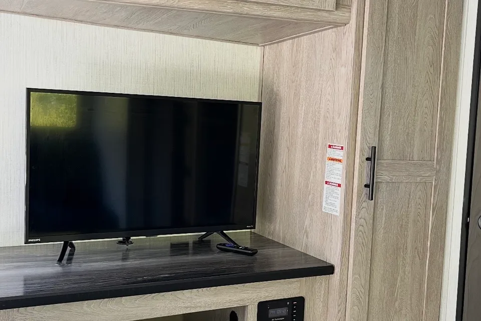Mitchell's Prowler 290BH Travel Trailer