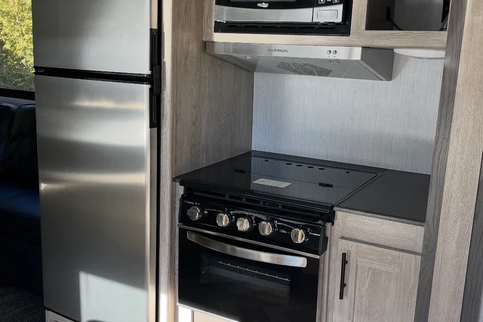 Mitchell's Prowler 290BH Travel Trailer