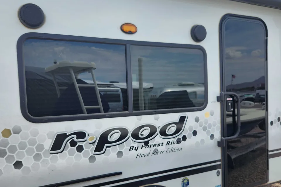 The Giles's Forest River Rpod Travel Trailer