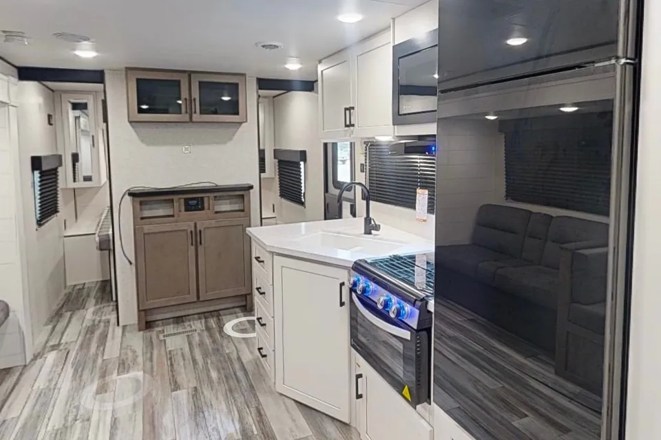 Wesley's Delivery Only Jayco 321BDS Travel Trailer