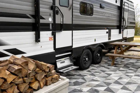 Island vibes RV Rental