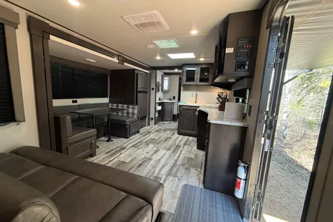 Island vibes RV Rental