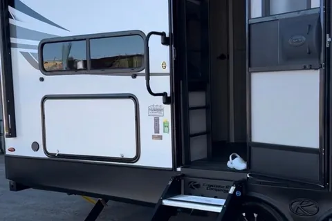 Julius's Keystone Passport Travel Trailer