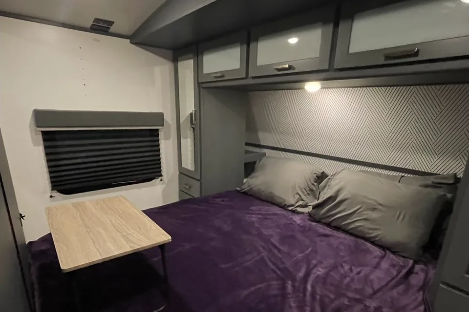 👀Sleeps 8-10! 2 AC’s 🥵Privacy! Has it all! Delivered and Setup!
