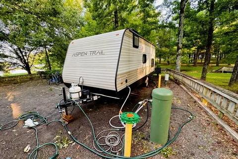 🚐 The Campventure Cruiser 🚐 Sleeps 6 • Dutchman Travel Trailer • Ready for adventure!