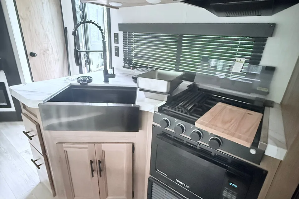 Keri's Forest River Cherokee 26KF Travel Trailer