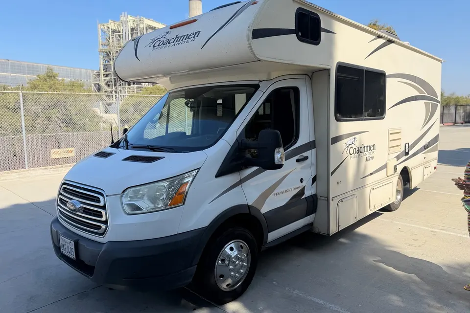 Best on Gas RV – Save on Fuel + Solar Powered