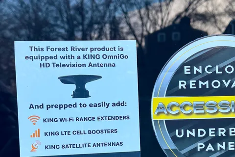 Melvin's FOREST RIVER INC RECT Travel Trailer