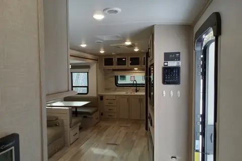 Gordon's Summer Fun Forest River Rockwood Signature model 8335SB Travel Trailer
