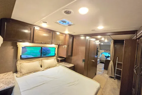 Thor Motor Coach Freedom Elite 30FE Bunkhouse