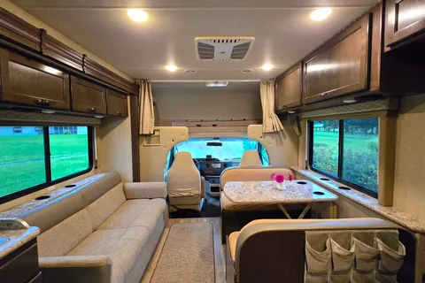 Thor Motor Coach Freedom Elite 30FE Bunkhouse