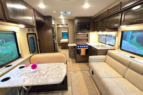 Thor Motor Coach Freedom Elite 30FE Bunkhouse