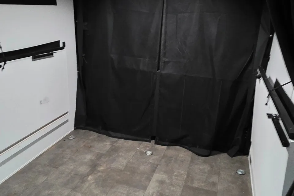 Platinum Forest River Wildwind Travel Trailer