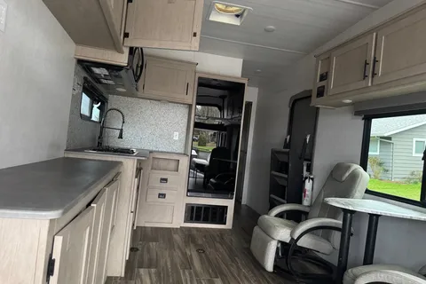 Kyle's Forest River Stealth 2730slx Toy Hauler