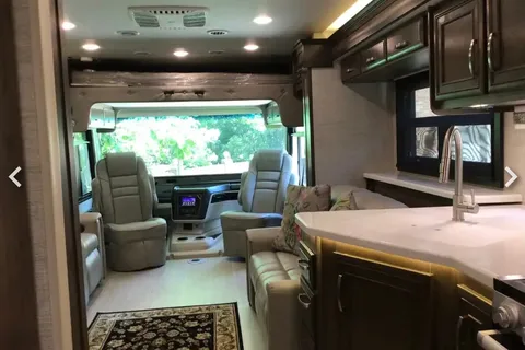 Baboo's Big Bus