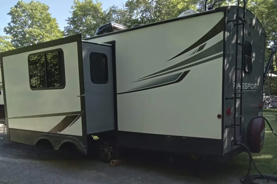 Meunier's Keystone  Passport GT Travel Trailer