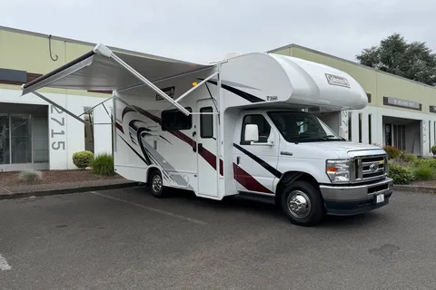 ⭐ Pacific Northwest Adventure RV • Starlink • Sleeps 6