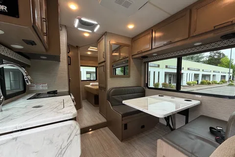 ⭐ Pacific Northwest Adventure RV • Starlink • Sleeps 6