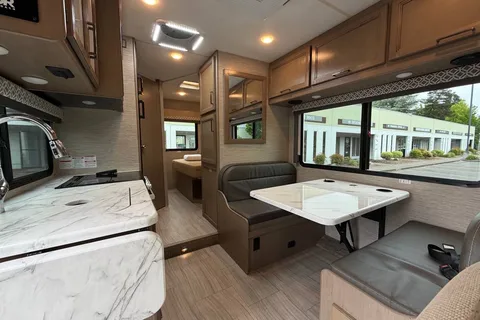 ⭐ Pacific Northwest Adventure RV • Starlink • Sleeps 6