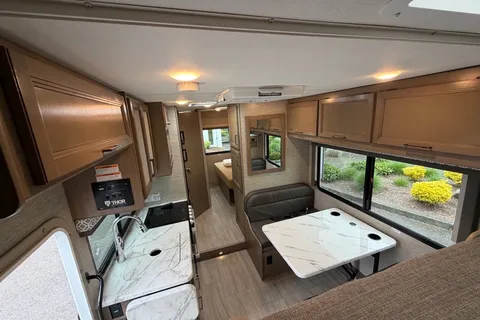 ⭐ Pacific Northwest Adventure RV • Starlink • Sleeps 6