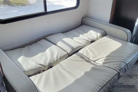 Tim and Jay's Thor Motor Coach Sunseeker Class C
